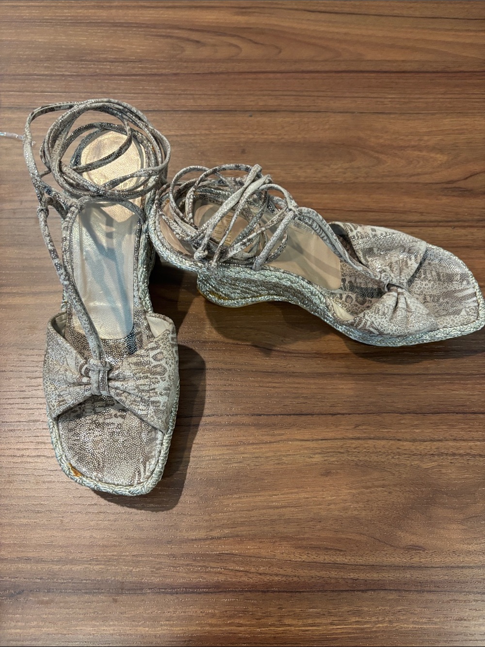 Stuart Whitman Snake-Print Lace-Up Espadrille Sandals in Taupe size 9 - Picture 1 of 4